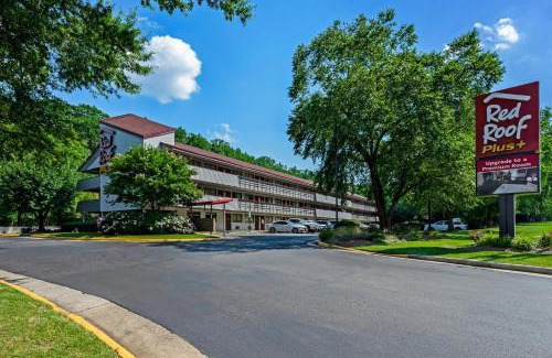 Belle Haven Hotel | Red Roof Inn PLUS+ Washington DC - Alexandria
