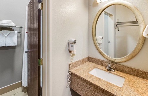 Springfield Hotel | Red Roof Inn Springfield, OH