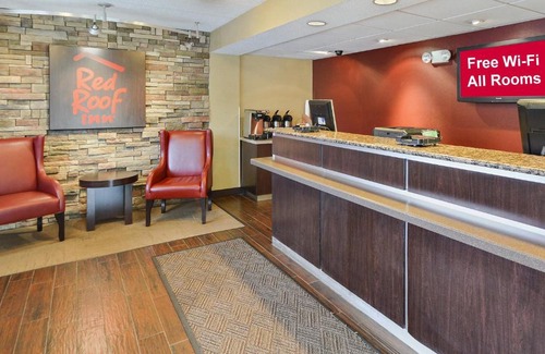 Toledo Hotel | Red Roof Inn Toledo University