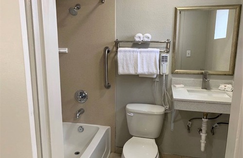 Tucson Hotel | Red Roof Inn Tucson Downtown – University