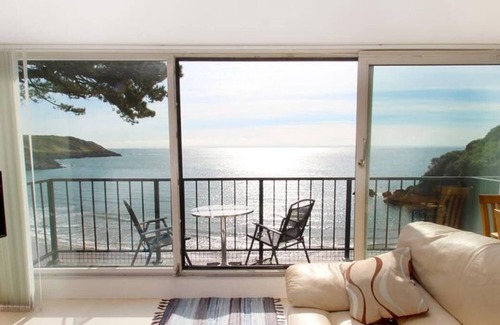Bishopston Apartment | Redcliffe Apartments K