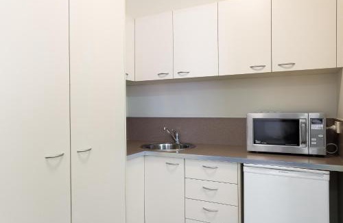 Redcliffe Hotel | Redcliffe Motor Inn