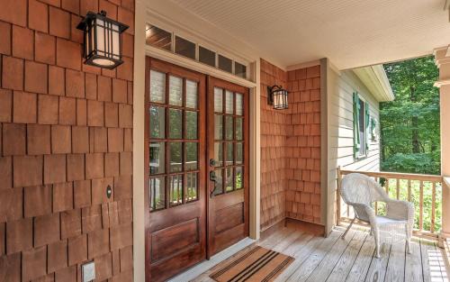 Big Canoe House | Redding Retreat - Sip Wine Fireside Swim at Community Pools Play Golf