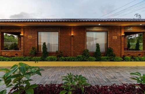 Siborongborong Hotel | RedDoorz @ Aldos Villa Silangit