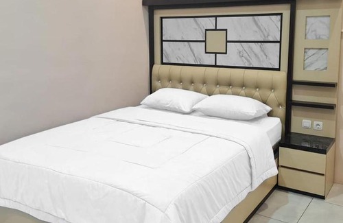 Sampit Hotel | RedDoorz @ Jalan Nyai Enat Sampit
