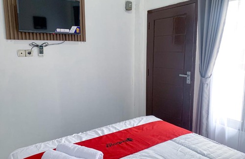 Serang Hotel | RedDoorz near FKIP UNTIRTA Serang