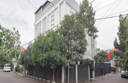 Turangga Hotel | RedDoorz near Trans Studio Mall Bongo Residence