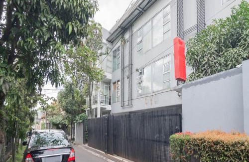 Turangga Hotel | RedDoorz near Trans Studio Mall Bongo Residence