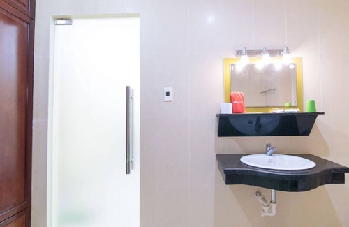 Binh Thanh Hotel | RedDoorz Plus near Mien Dong Bus Station