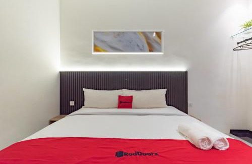 Tanjung Uncang Hotel | RedDoorz Plus Near SP Plaza Batu Aji Batam