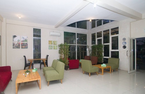 Sampang House | RedDoorz Plus Syariah near Alun Alun Sampang