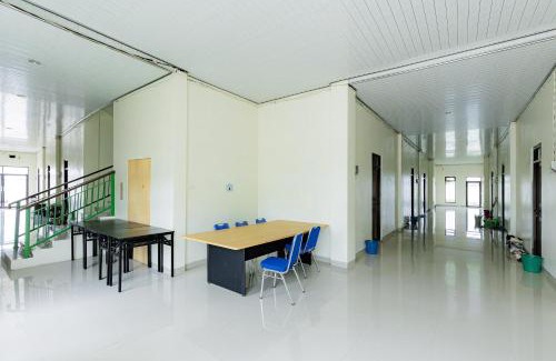 Rajabasa Hotel | RedDoorz Syariah near Institut Teknologi Sumatera ITERA Lampung