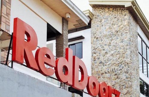 Tagbilaran Hotel | RedDoorz @ VP Inting Street
