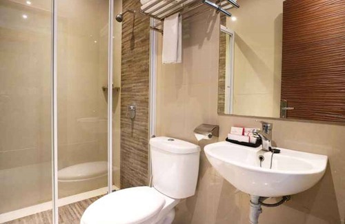 Old Jakarta Hotel | Redstar Hotel