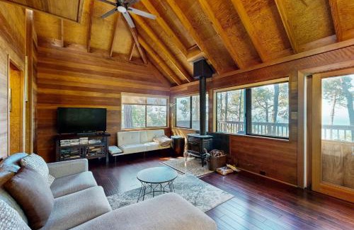 Sea Ranch House | Redwood Grove