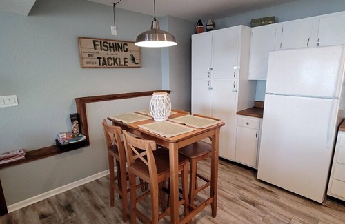 Lake Ozark House | Reel 'em Inn 🎣 Bring your boat! Best location, amazing views, private dock.