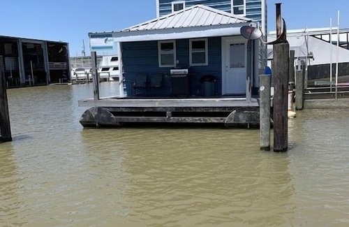 Venice House | Reel Therapy 2- Venice Marina (B Dock)