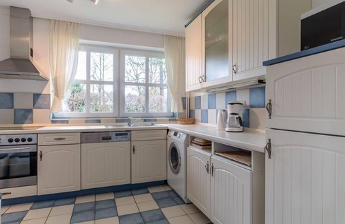 St. Peter-Ording Cottage | Reetdachhaus Lüttje Haubarg