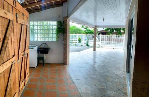 Pontal do Parana House | Refúgio perto do Mar: Ótima casa a 350m da praia