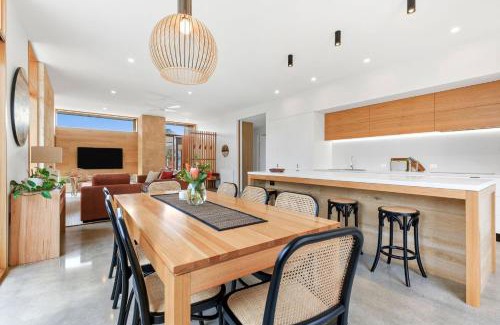 Point Lonsdale House | REFRESH at Lonnie