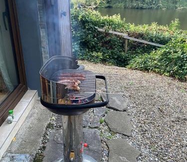 Godinne House | Refuge bord de Meuse - Maas