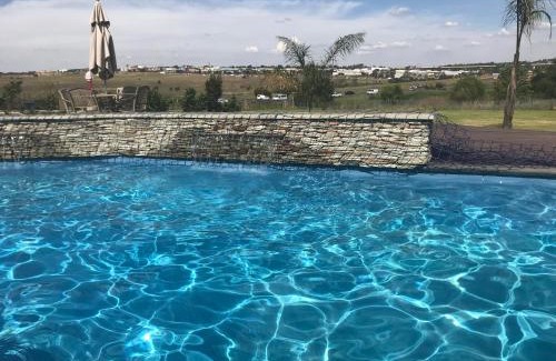 Greater Johannesburg Metropolitan Area Hotel | Regal Inn Hotel Midrand