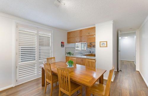 The Entrance North Apartment | Regency Court 4