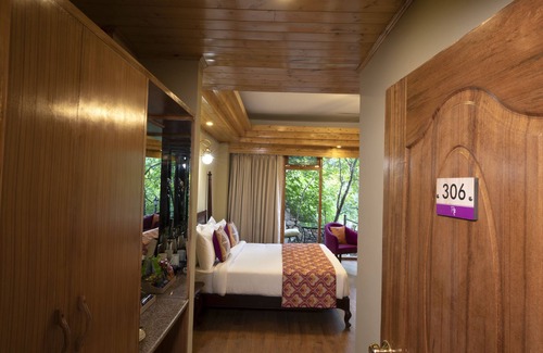 Bandrol Hotel | Regenta Inn By Riverside Manali