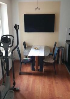 Gerresheim Apartment | Regi's home