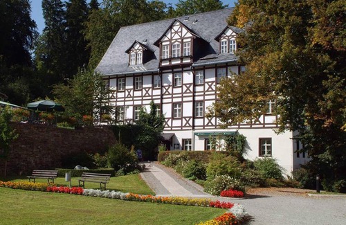 Thermalbad Wiesenbad Hotel | Rehaklinik Thermalbad Wiesenbad