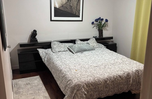 Bala Bed & Breakfast | Rekindle your life, Lake, Hot Tub, Nature, Fresh Air and Champagne.