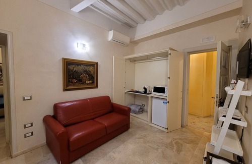 Pisa City Centre House | Relais dei Mercanti B&B and Suites