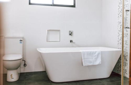 Bicheno House | Relax @ 31 - Location Location!