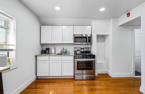 Delair Apartment | Relax and Cozy free parking ~1BR