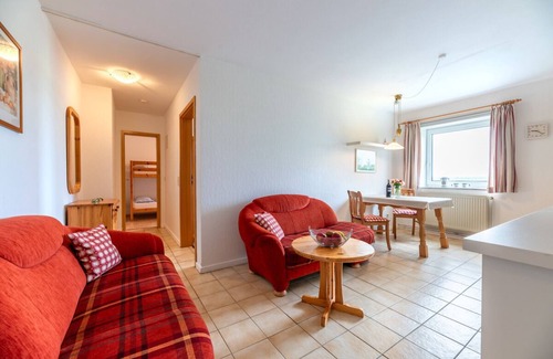 Midlum Apartment | Relax and feel good: Your family-friendly vacation apartment in Midlum!