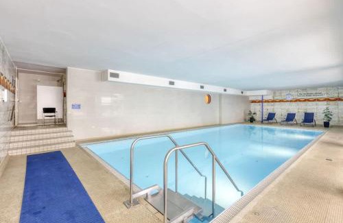 Uhldingen-Muehlhofen Apartment | Relax-Apartment mit Indoor-Pool, Fitness und Netflix am Bodensee