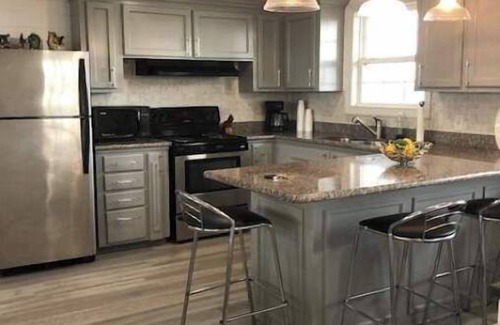 Cocodrie House | Relax at Comfort Zone