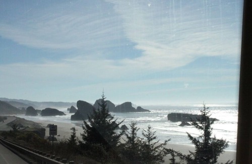 Gold Beach House | Relax At The Creekside House, Perfect Location For Hunting And Fishing.