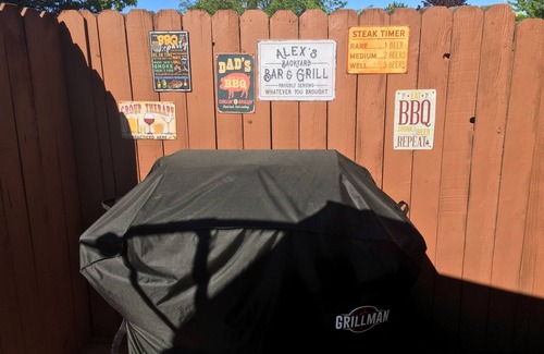 West University House | “Relax Home” 5 min away from downtown and 38 min from Fabulous Lake Tahoe.