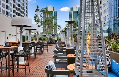 Little Italy Hotel | Relax in a Classic Double Room in Hotel Republic - Close to Harbor Broadway