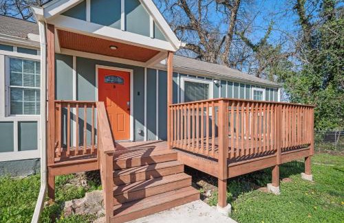 Sylvan Hills Apartment | Relax in a Modern Luxury 1BD in Sylvan Hills