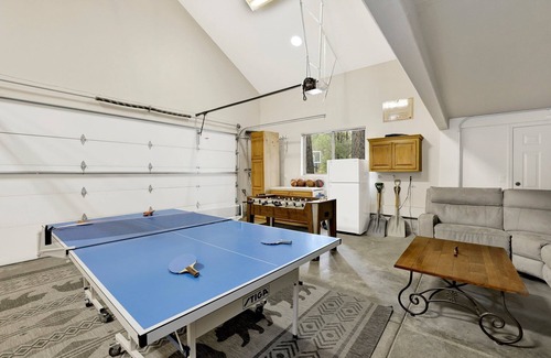 Summit Estates Ski Chalet | Relax in Luxury at The Spa at Winterset - Indoor Hot Tub - Sauna - Games
