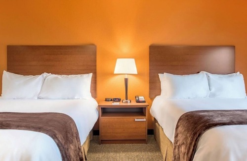 Aberdeen Hotel | Relax in Style Near Aberdeen’s Dining & Shopping Venues