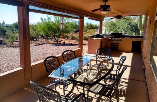 Apache Junction House | Relax in the Superstition Mountain - 10 min walk to hiking trails