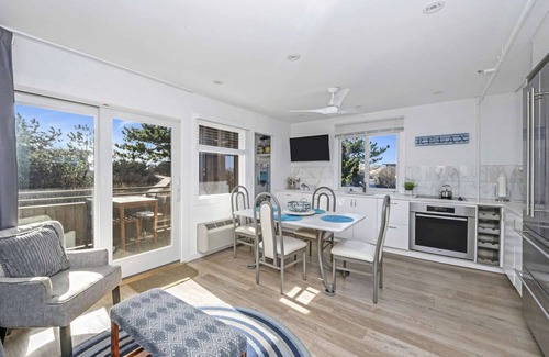 Napeague Apartment | Relax'n white & blue 1-BR Apt w/Balcony!