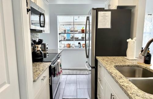 Palm Harbor House | Relax & Play - Pool, Spa, Game Room - Crystal Beach