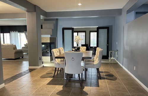Banning House | Relax & unwind