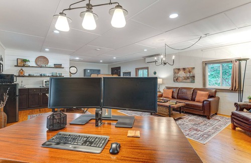 Greer Apartment | Relax & Work: Scenic Greer Cottage w/Office Setup