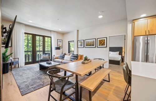 Tamarack Resort Condo | Relaxing Condo| Gas Fireplace and Queen BunkBeds