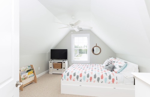 Arundel Cottage | Relaxing Cottage in Gated Community with Pool!